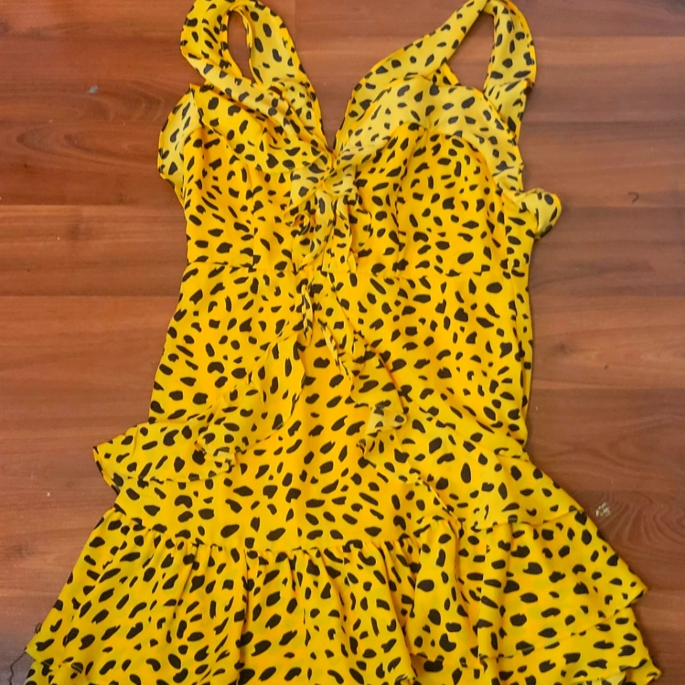Yellow summertime medium sized dress